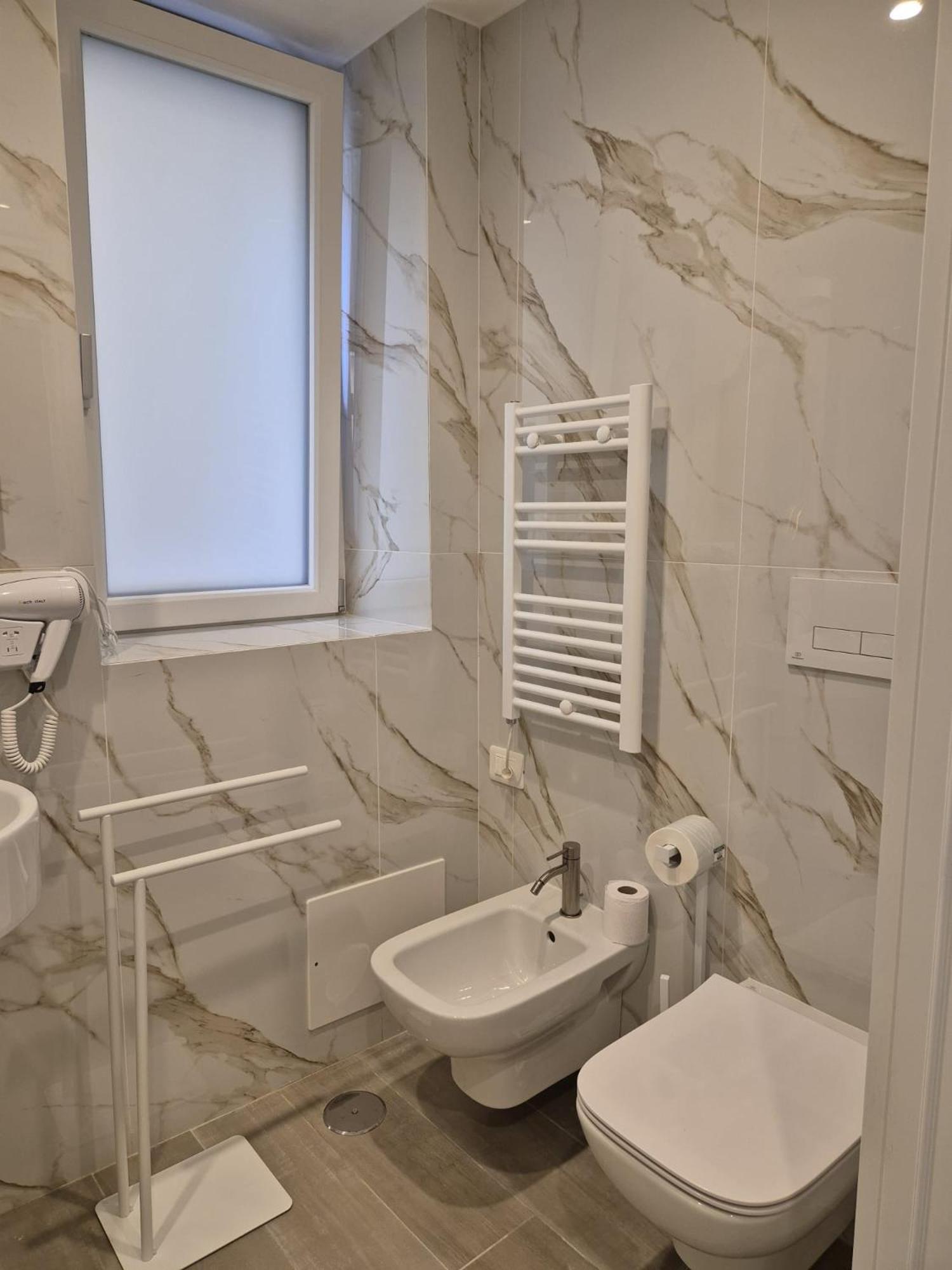La Memolina B&B Salerno Bagian luar foto